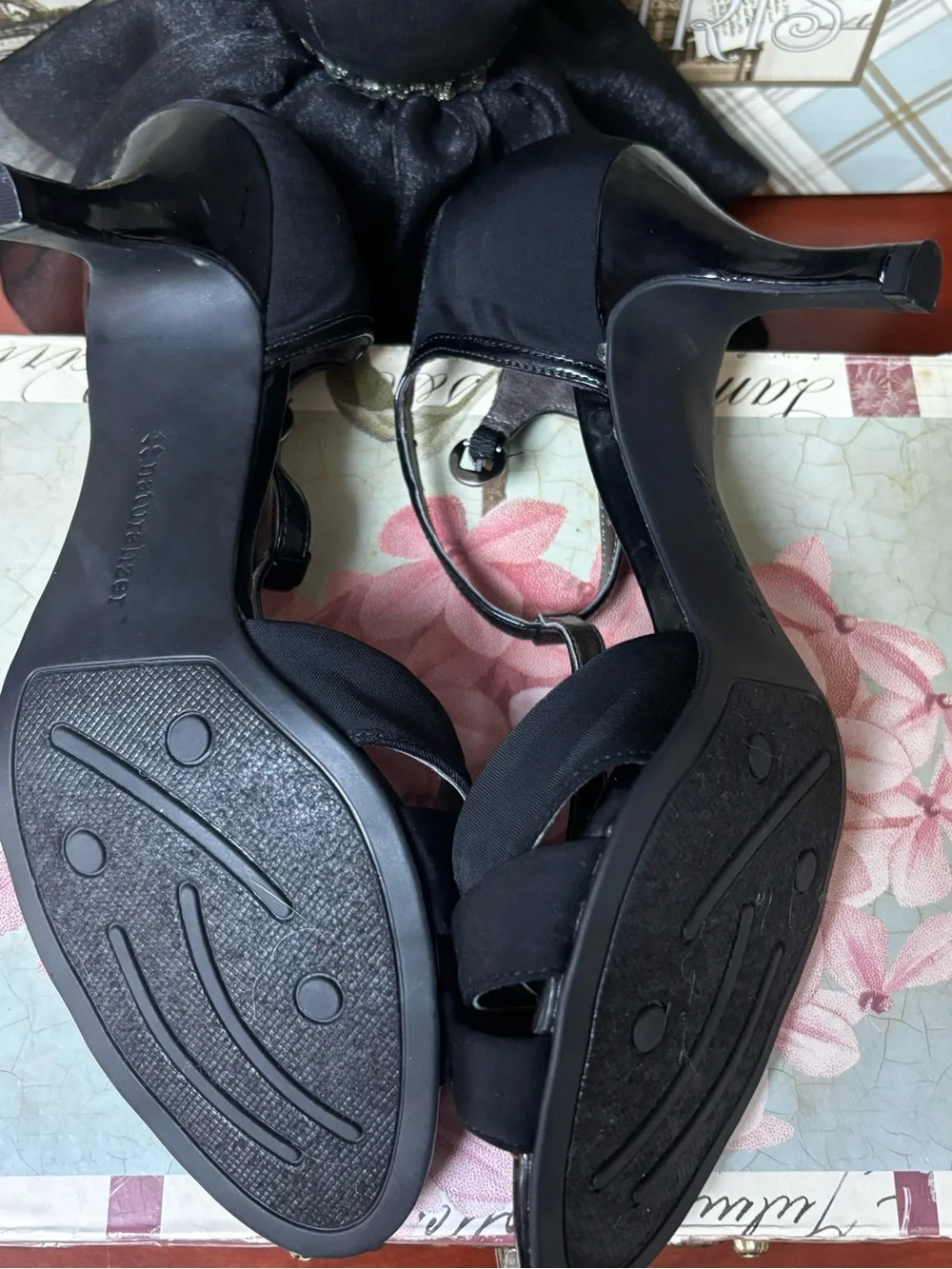 Naturalizer Princeton T-Strap Sandal, size 8.5